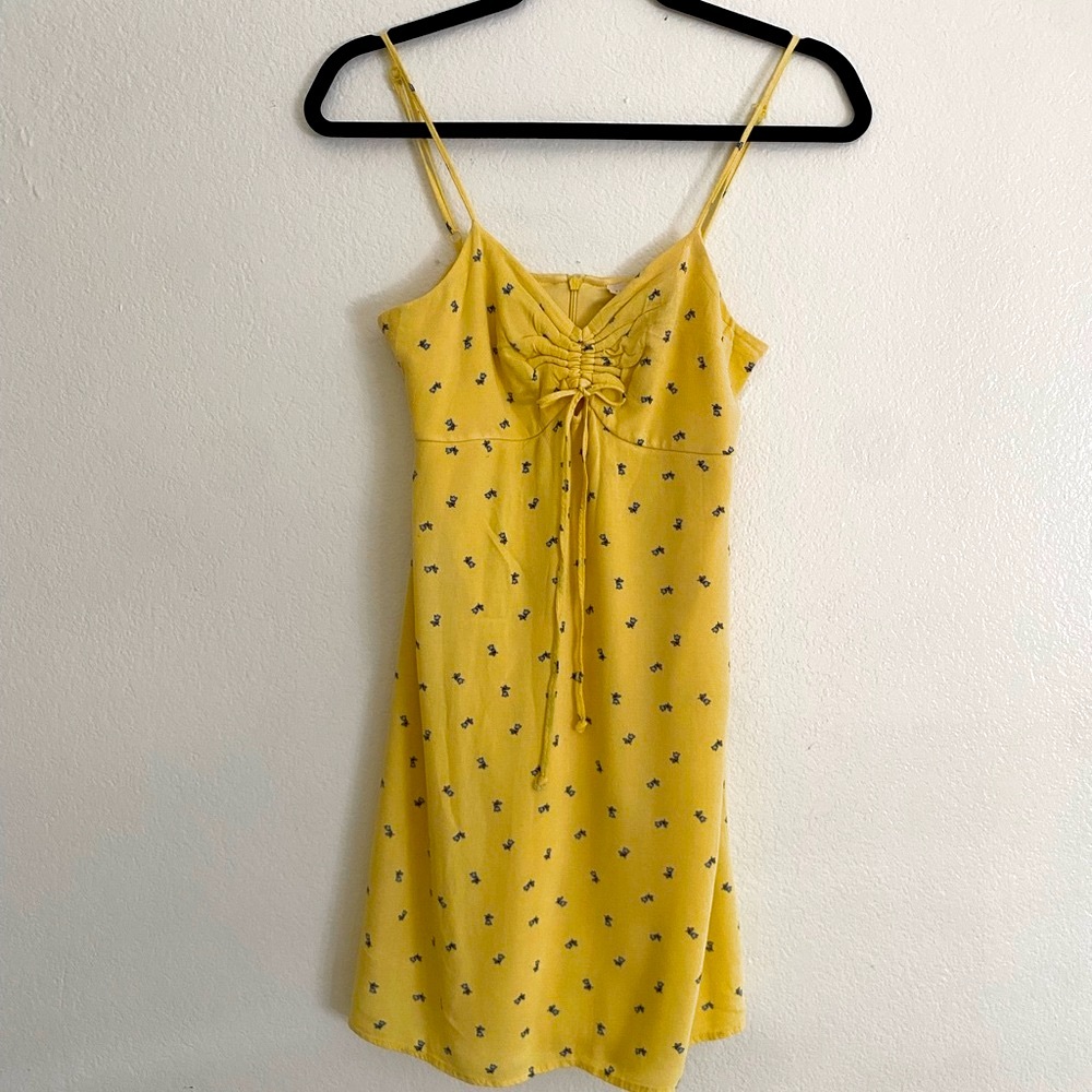 La Hearts - Women’s Yellow Mini Dress with Blue Floral Pattern
